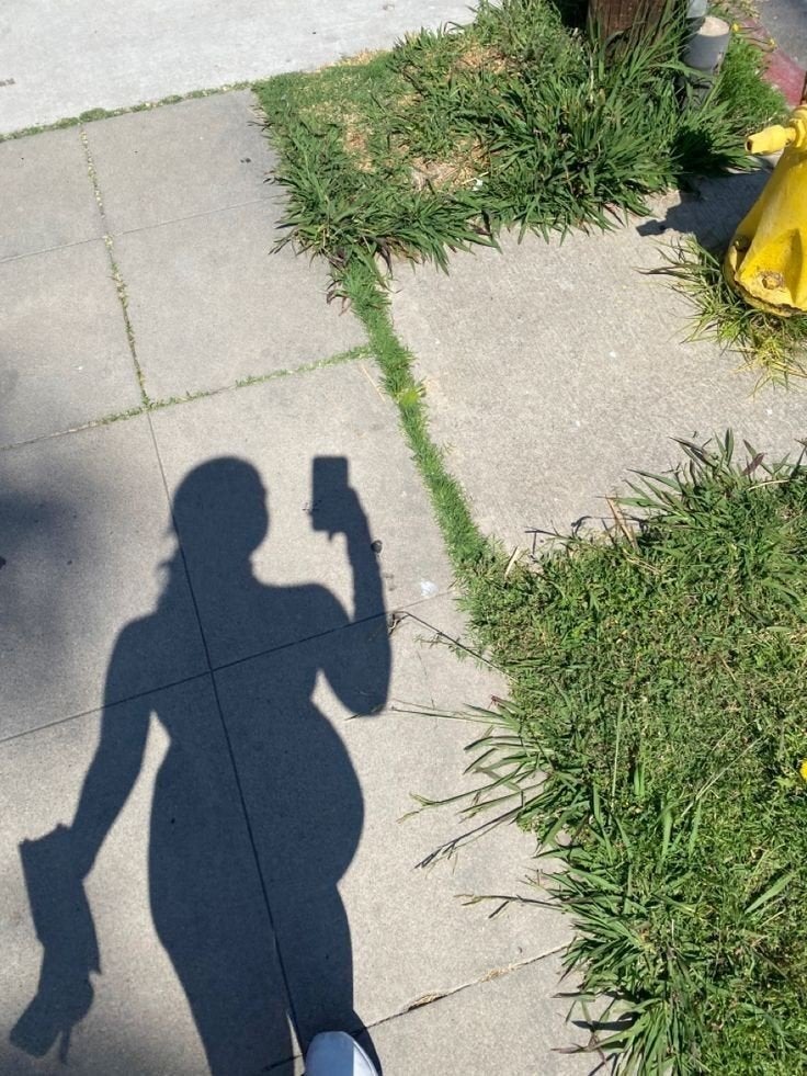 Voorbij de tuinpoorten, Contacten en Berichten