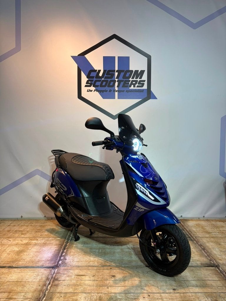 Piaggio Zip 4T 3V iget 2024 45km brom scooter BOMVOL!!!!, Ophalen, Zip, Zo goed als nieuw, 7005AM
