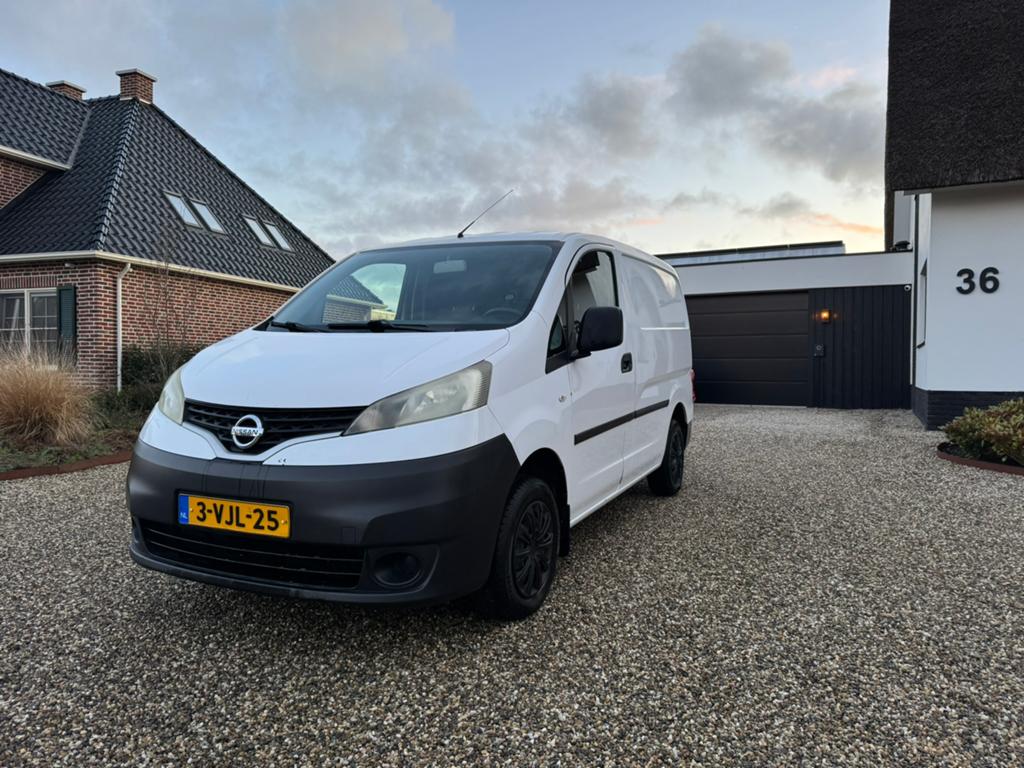 Nissan Nv200 1.6 81KW 2010 Benzine, Voorwielaandrijving, Stof, 4 cilinders, Wit