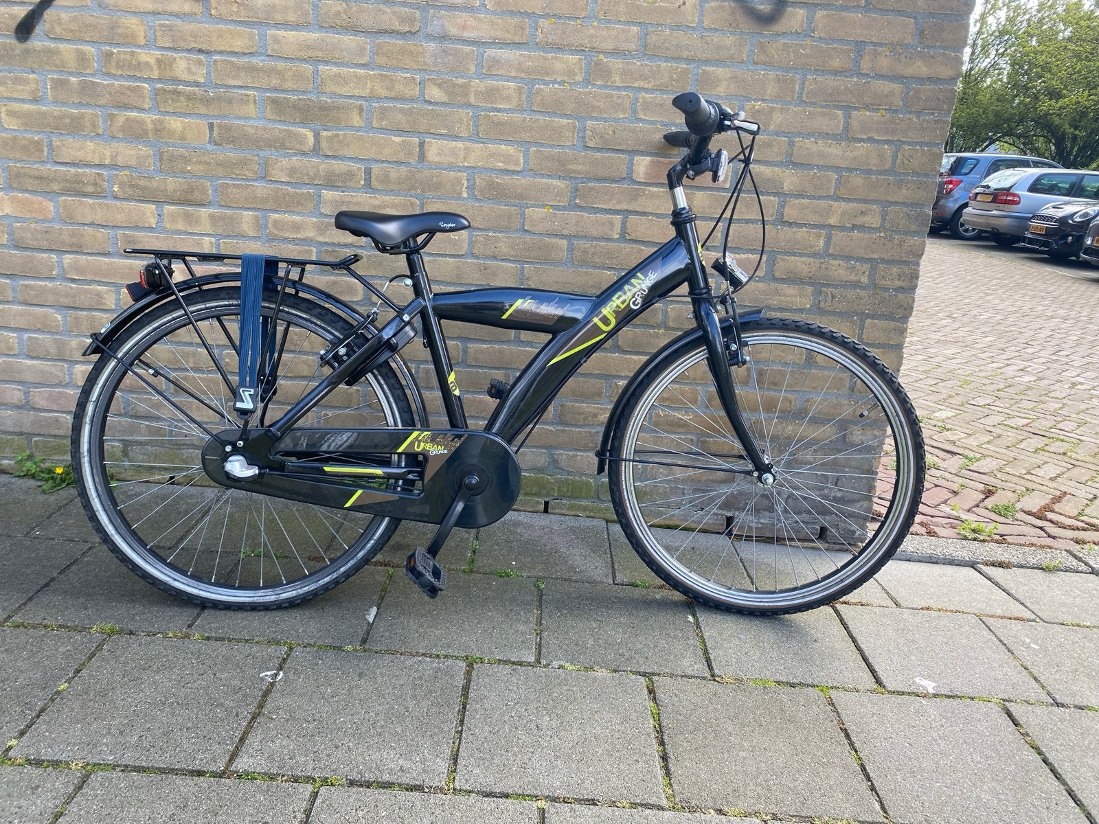 Zwarte Urban Grunge Fiets maat 24- 1 jaar oud, altijd binnen, Ophalen of Verzenden, Gebruikt