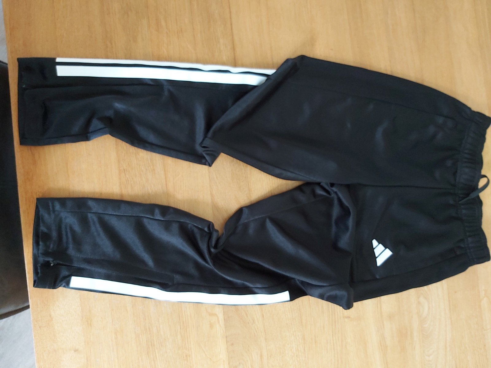 trainingspak adidas mt 152, Maat XS of kleiner, Ophalen, Nieuw, Trainingspak