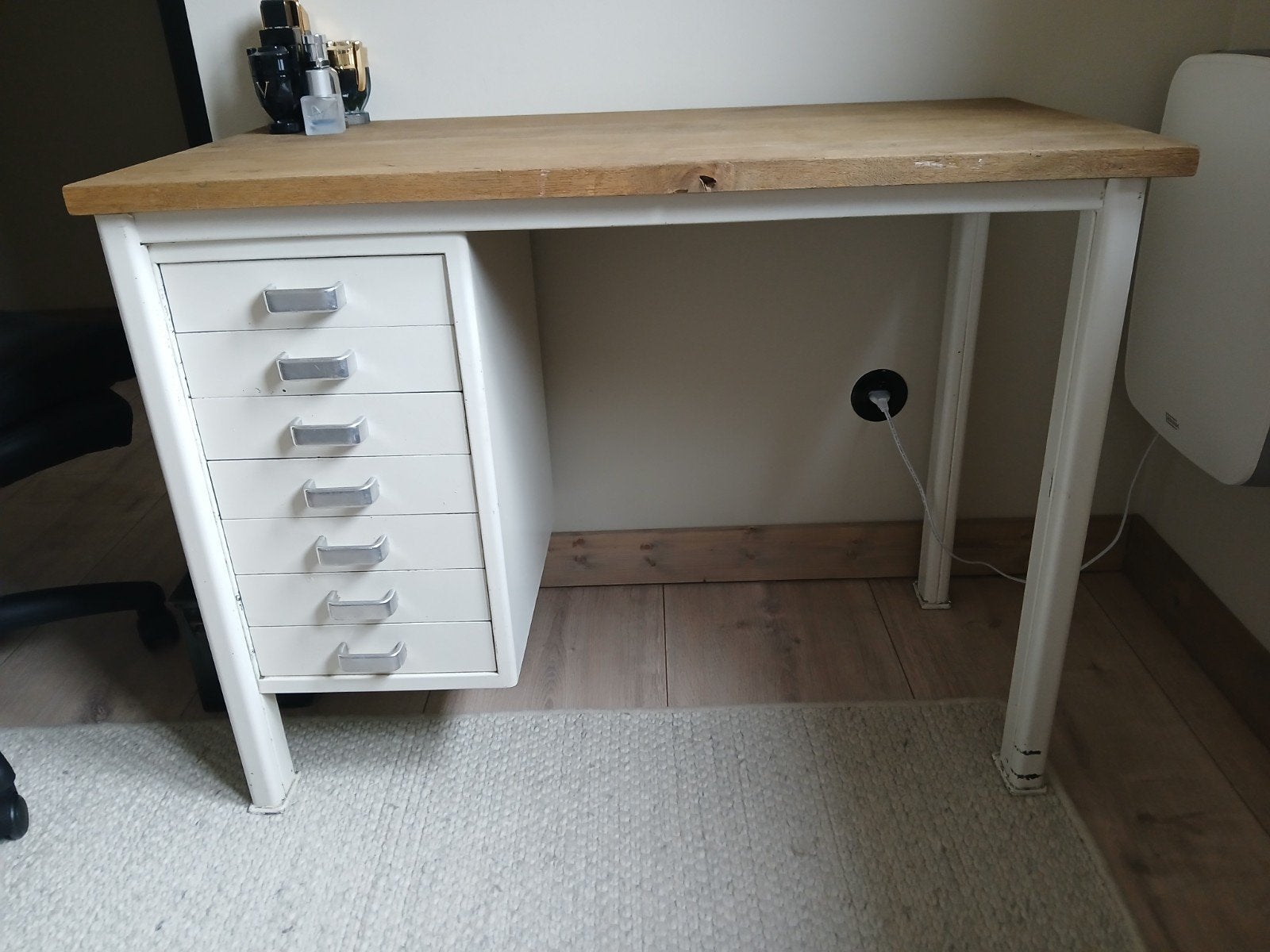 mooi bureau met eikenhouten blad, Ophalen, Bureau-kast combinatie