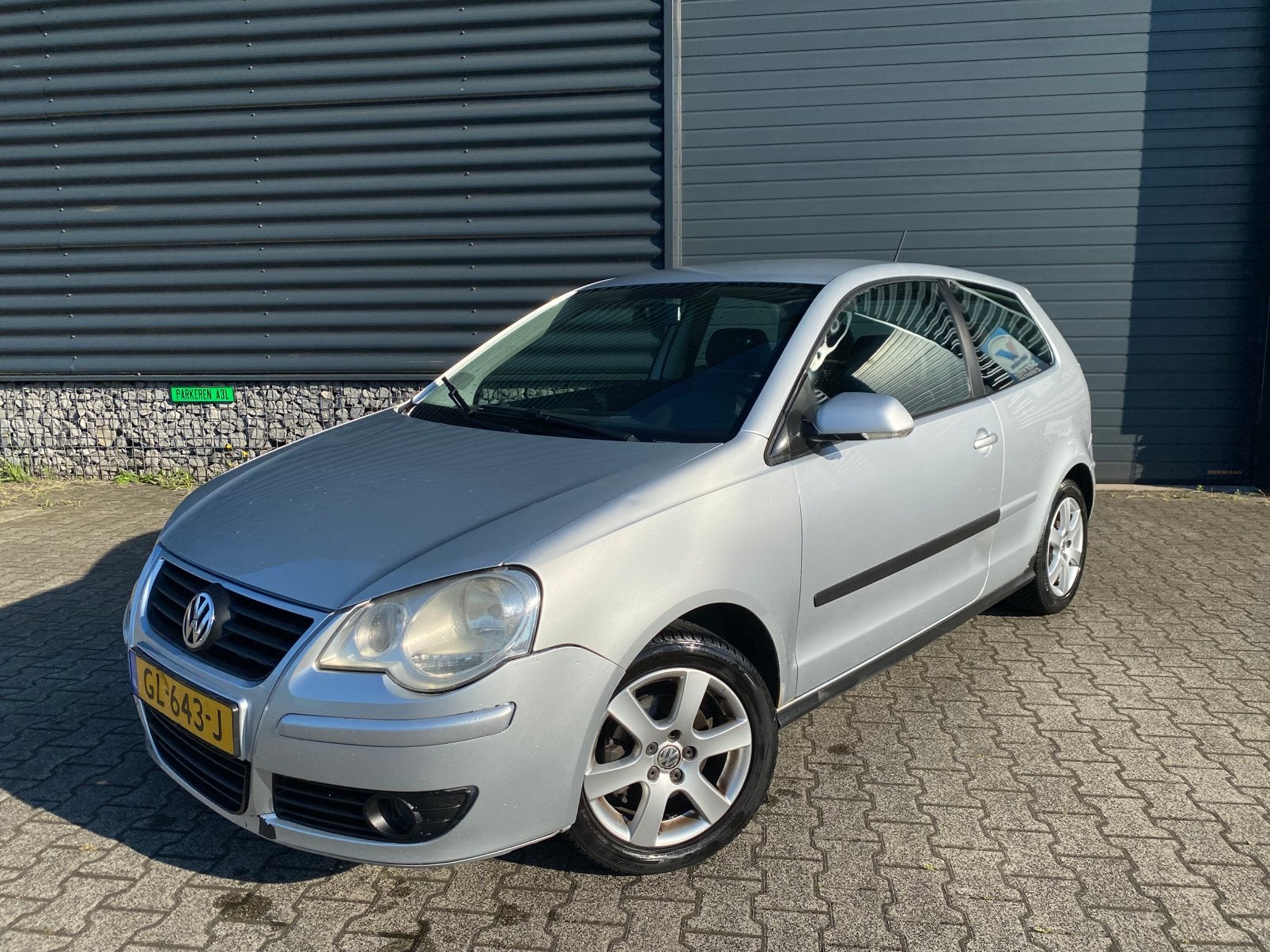 Volkswagen Polo 1.4 16V 59KW 2006 Grijs | Airco | Nieuwe Apk, Auto's, Voorwielaandrijving, 4 cilinders, Handgeschakeld, Particulier