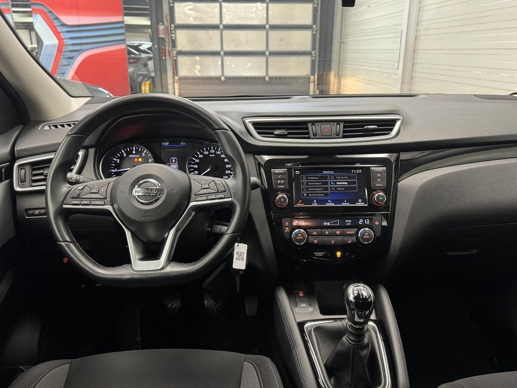 Nissan Qashqai 1.3 DIG-T Acces Edition / Eerste Eigenaar / D, Voorwielaandrijving, Gebruikt, 4 cilinders, Origineel Nederlands