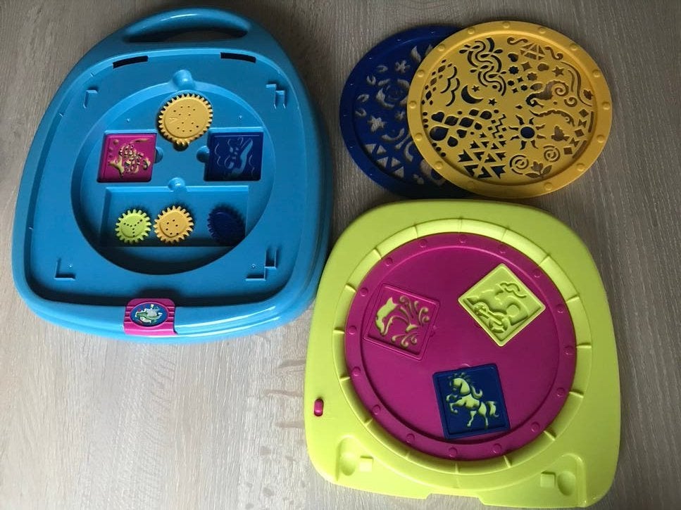 Mandala Designer - Compleet en in goede staat, Kinderen en Baby's, Speelgoed | Educatief en Creatief, Gebruikt, Knutselen, Ophalen of Verzenden