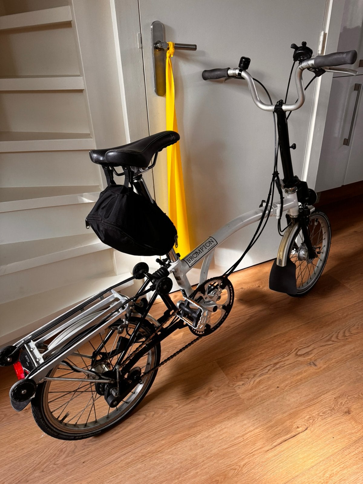 Brompton, wit met fietspomp, Ophalen, Brompton, 16 tot 18 inch, Versnellingen