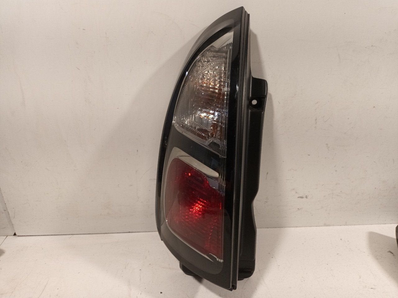 Achterlicht links buiten Citroën C3, Onderdelen@venauto.nl, Van der Ven Autorecycling B.V., Gebruikt, Ettenseweg 76, 4706 PB Roosendaal, The Netherlands