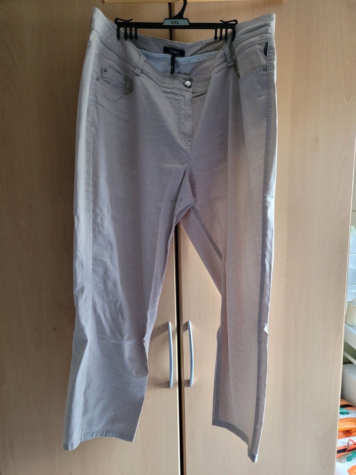 Zalmroze en beige broek, Beige, Maat 46/48 (XL) of groter, Ophalen of Verzenden, Zo goed als nieuw
