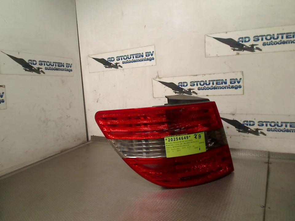 Achterlicht Rechts Mercedes-Benz B (W245) 2008 A1698202564, Auto-onderdelen, Gebruikt, Mercedes-Benz AG, Mercedes-Benz, Mercedesstraße 120, Stuttgart 70372, , Duitsland