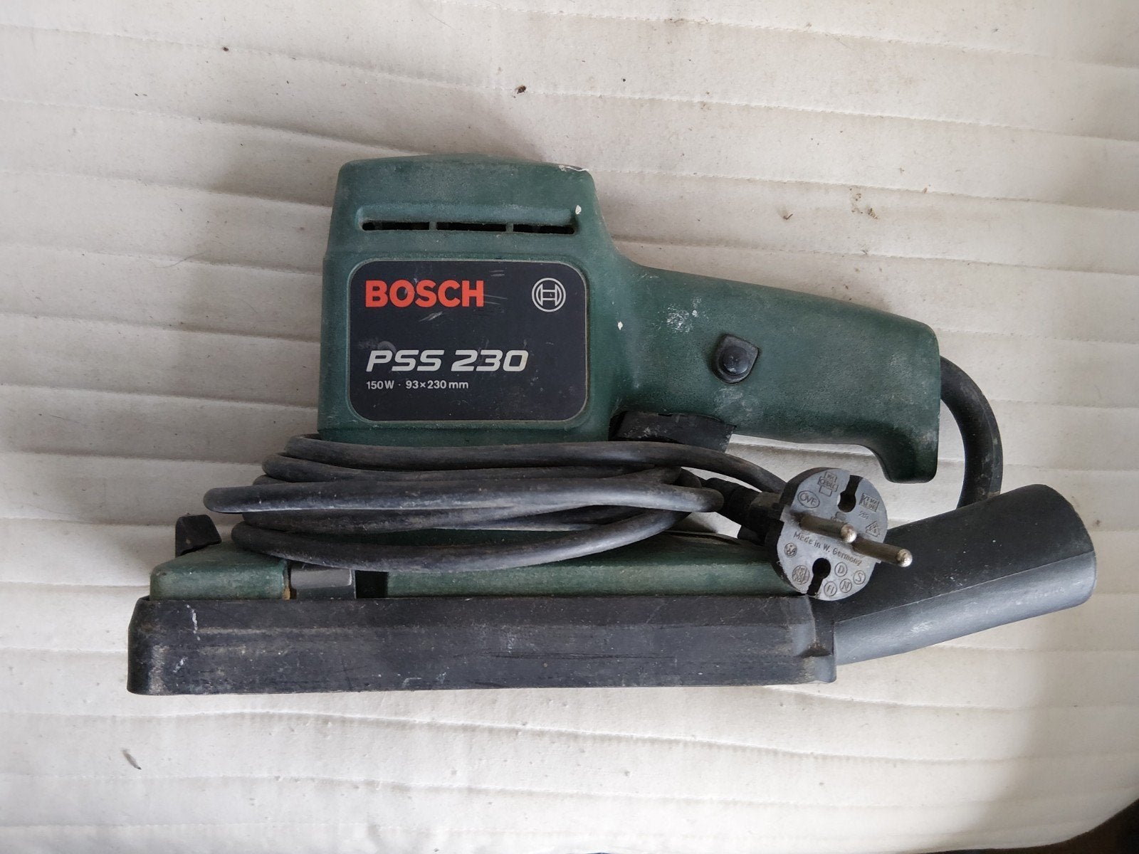 Te Koop Bosch vlakschuurmachine, Ophalen of Verzenden, Minder dan 600 watt, Vlakschuurmachine