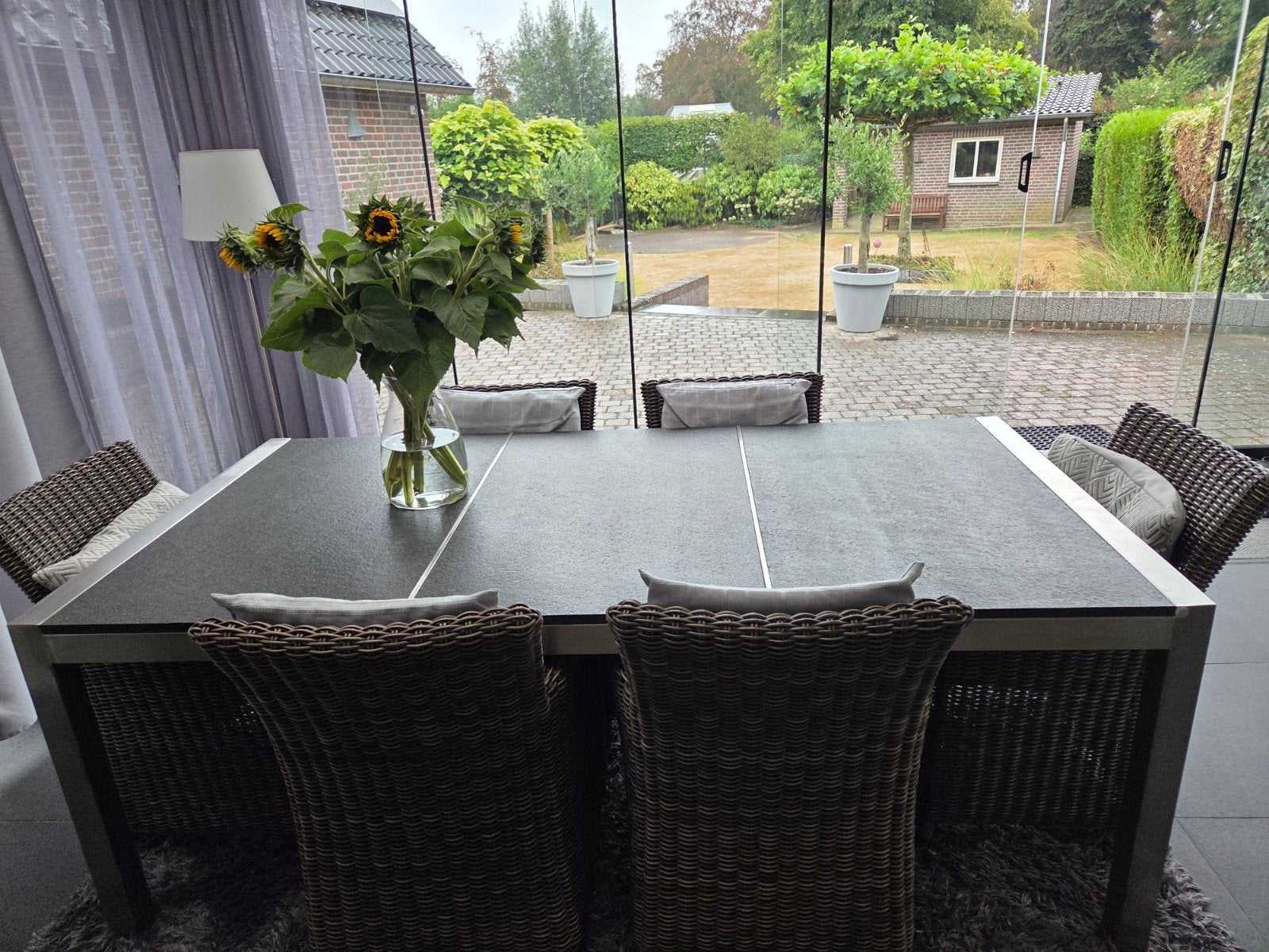 Moderne eettafel met RVS onderstel 2,00 bij 1,00 meter. Excl, Gebruikt, Overige materialen, Vijf personen of meer, 150 tot 200 cm