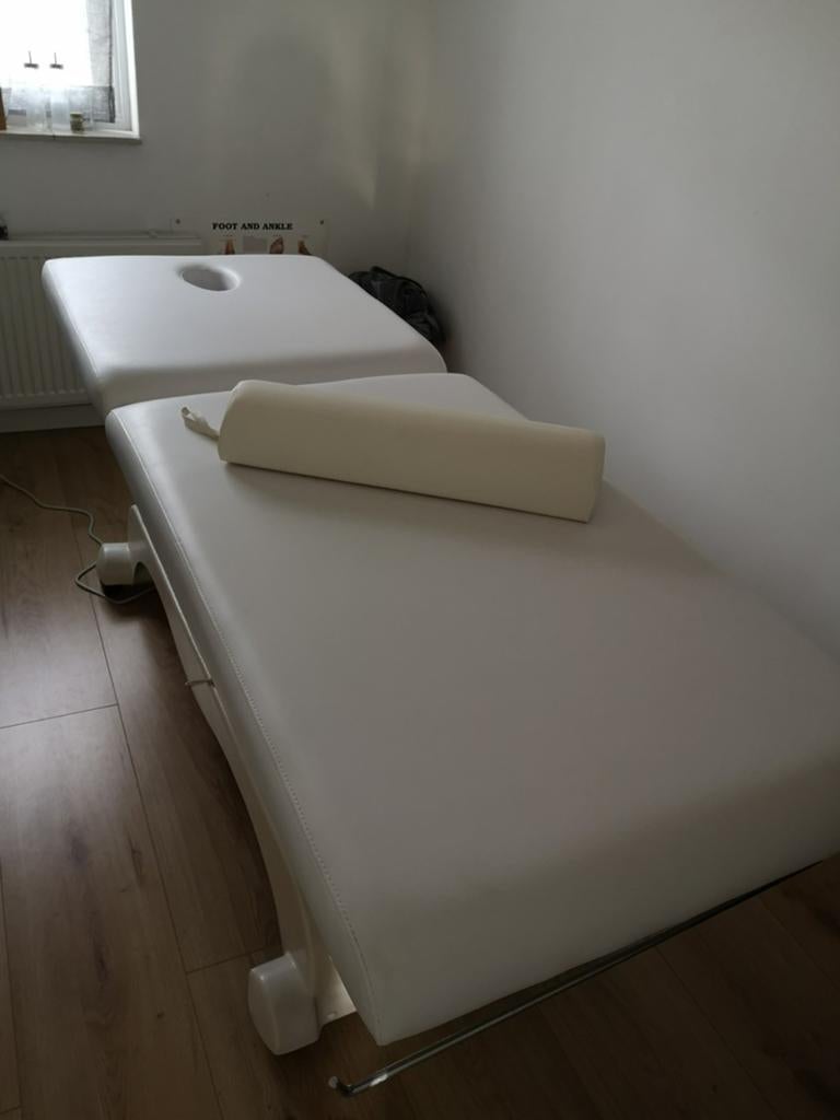 Massagetafel, Sport en Fitness, Massageproducten, Ophalen of Verzenden, Zo goed als nieuw, Massagetafel