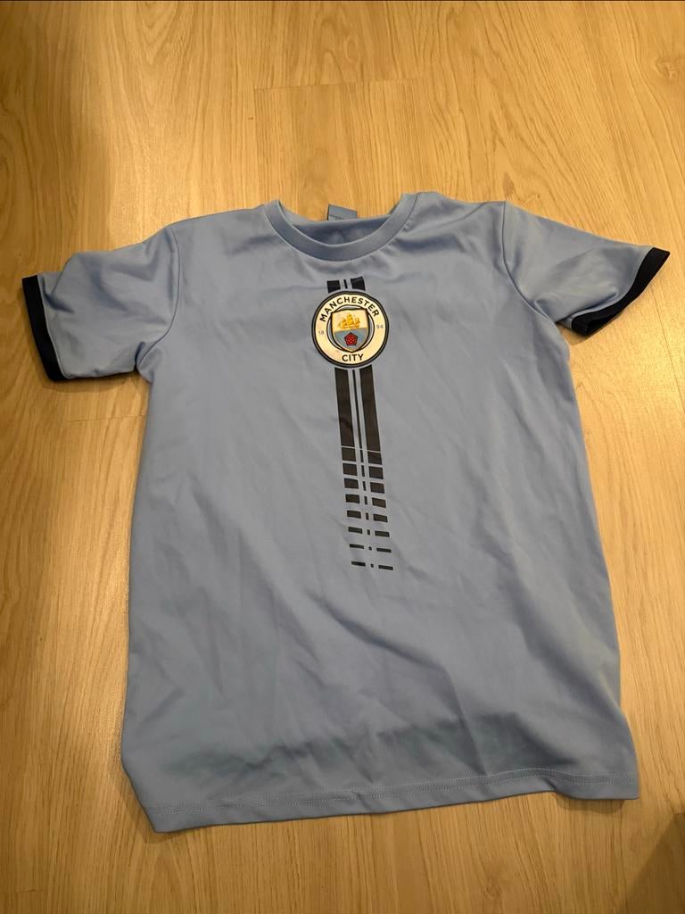 Manchester City shirt speciaal editie maat 152, Ophalen of Verzenden, Nieuw, Jongen of Meisje, Sport- of Zwemkleding