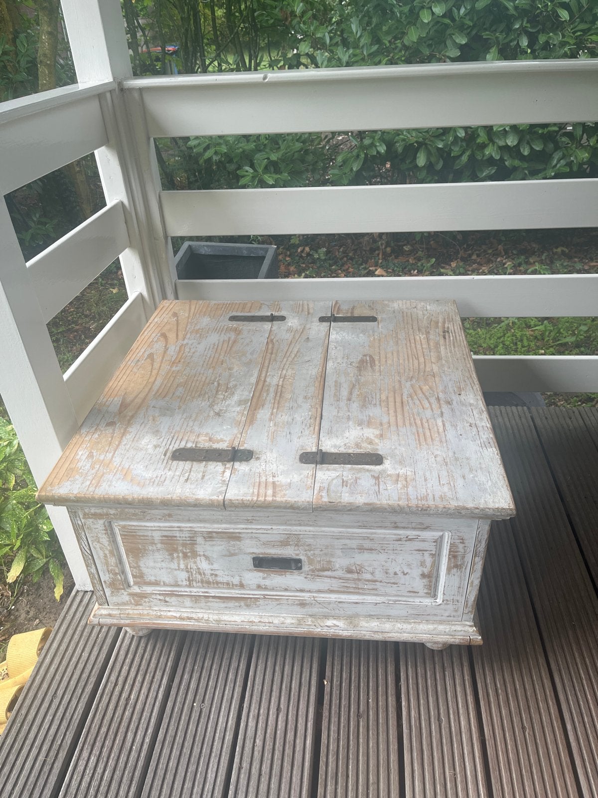 Houten salontafel  met opslagruimte- landelijke stijl, Ophalen of Verzenden