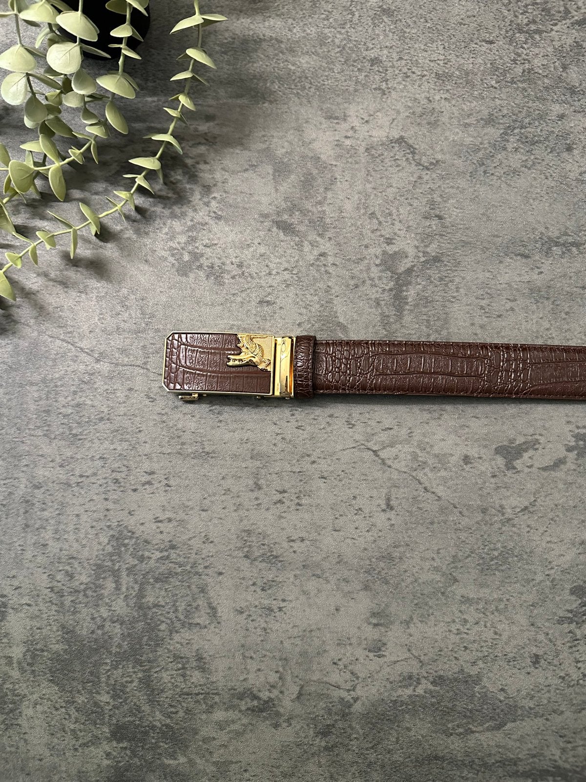 Lacoste riem met krokodillenprint en automatische gesp, Bruin, Verzenden, Echt leder, 105 tot 115 cm
