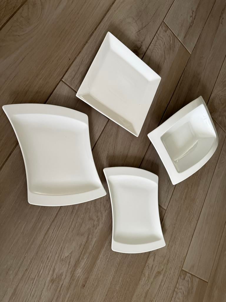 3 witte serveerschalen en 1 witte saladeschaal, Keramiek, Ophalen of Verzenden, Effen, Schaal of Schalen