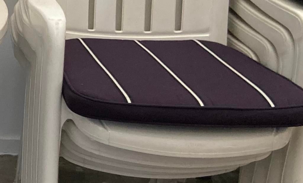 4  Kussens b.v Tuinstoelen, Ophalen, Zo goed als nieuw
