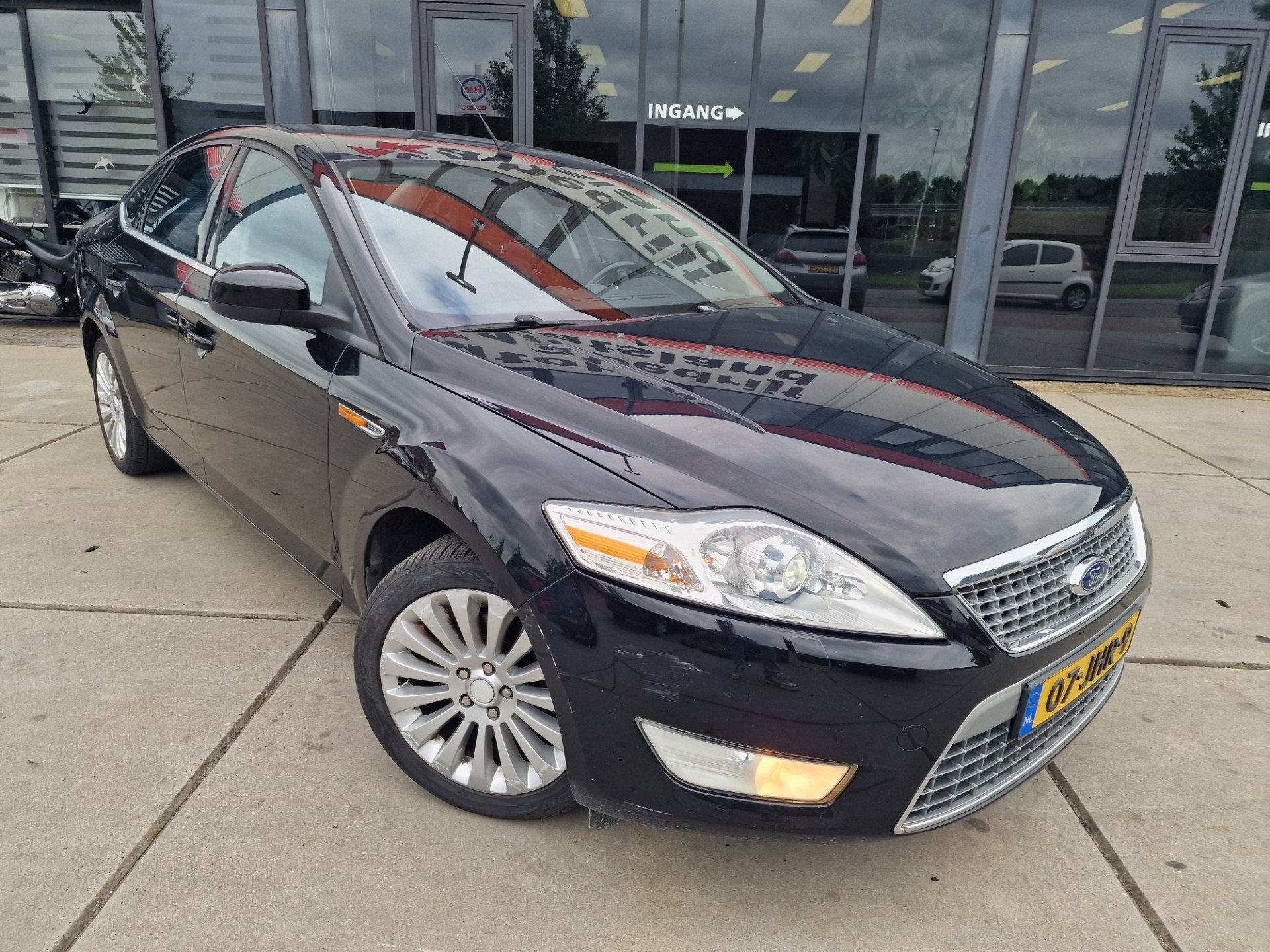 Ford Mondeo 2.0-16V Titanium FlexiFuel - Xenon - Stoelverwar, Auto's, Ford, Gebruikt, Zwart, Zwart, Origineel Nederlands