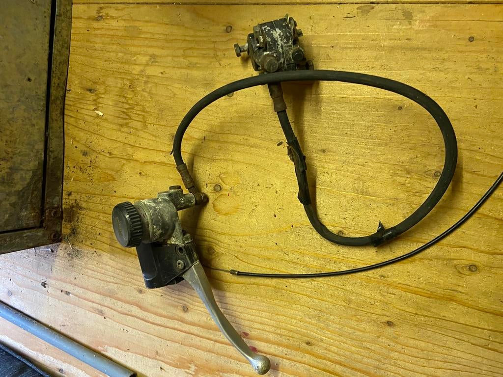 Zundapp remhendel magura, Motoren, Ophalen