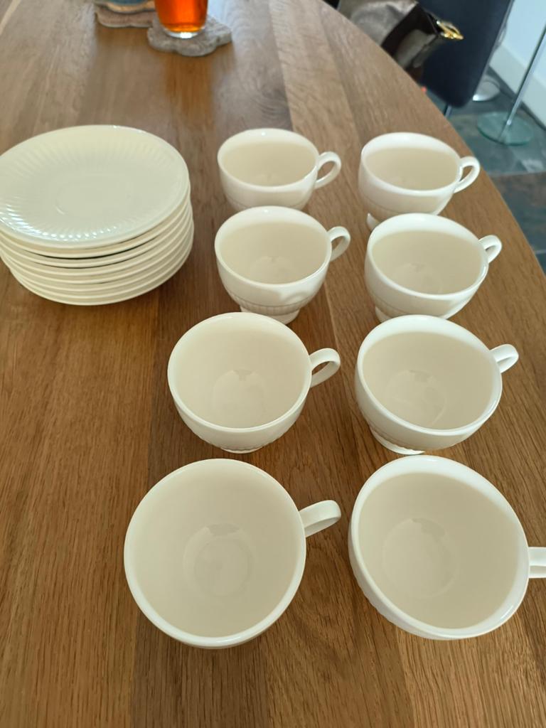 8 Wedgwood Edme thee/koffie koppen en schotels, Ophalen, Zo goed als nieuw, Wedgwood, Kop(pen) en/of Schotel(s)