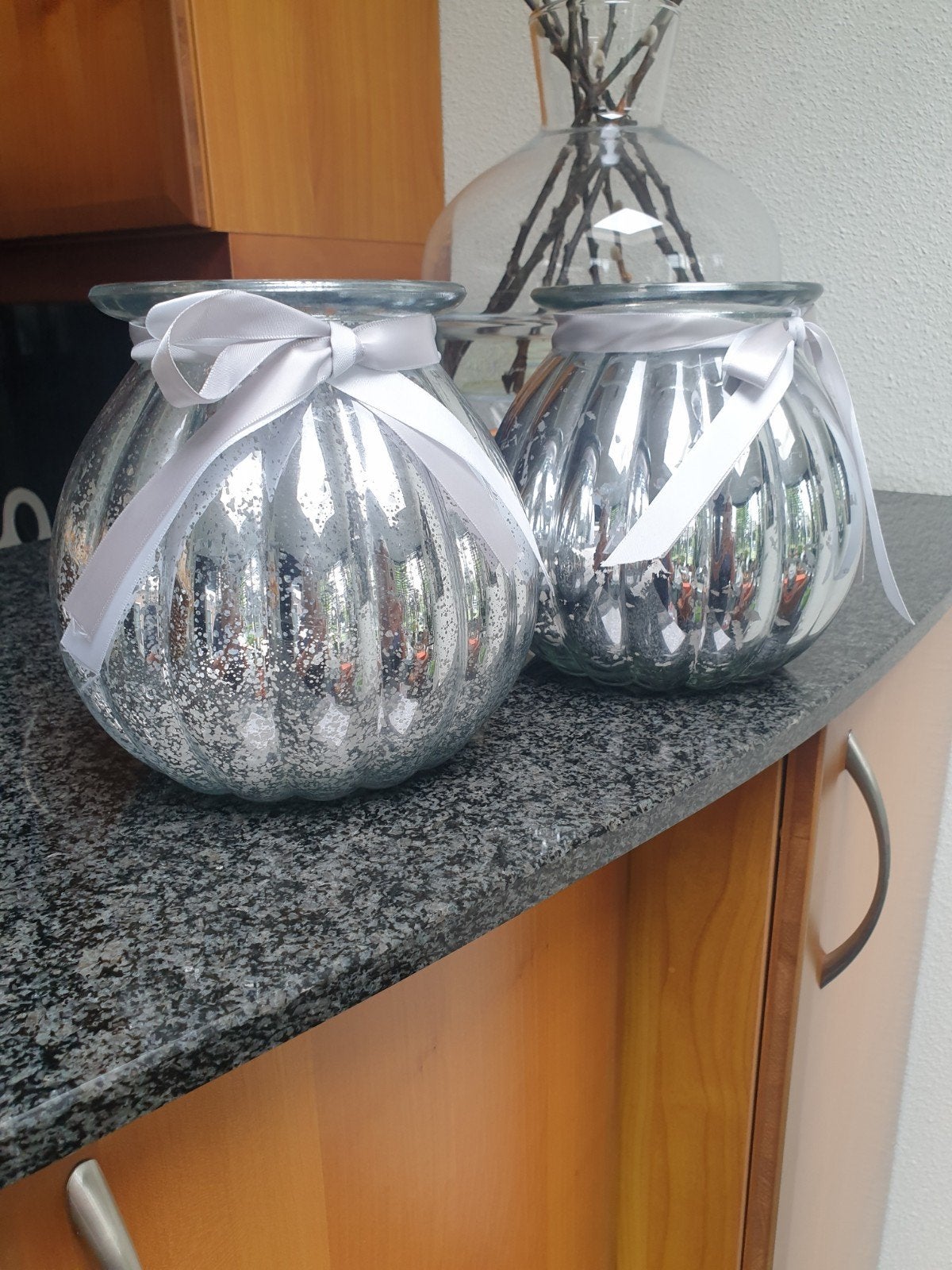 Set van 2 zilverkleurige windlichten/waxinelichten met strik, Ophalen, Zo goed als nieuw