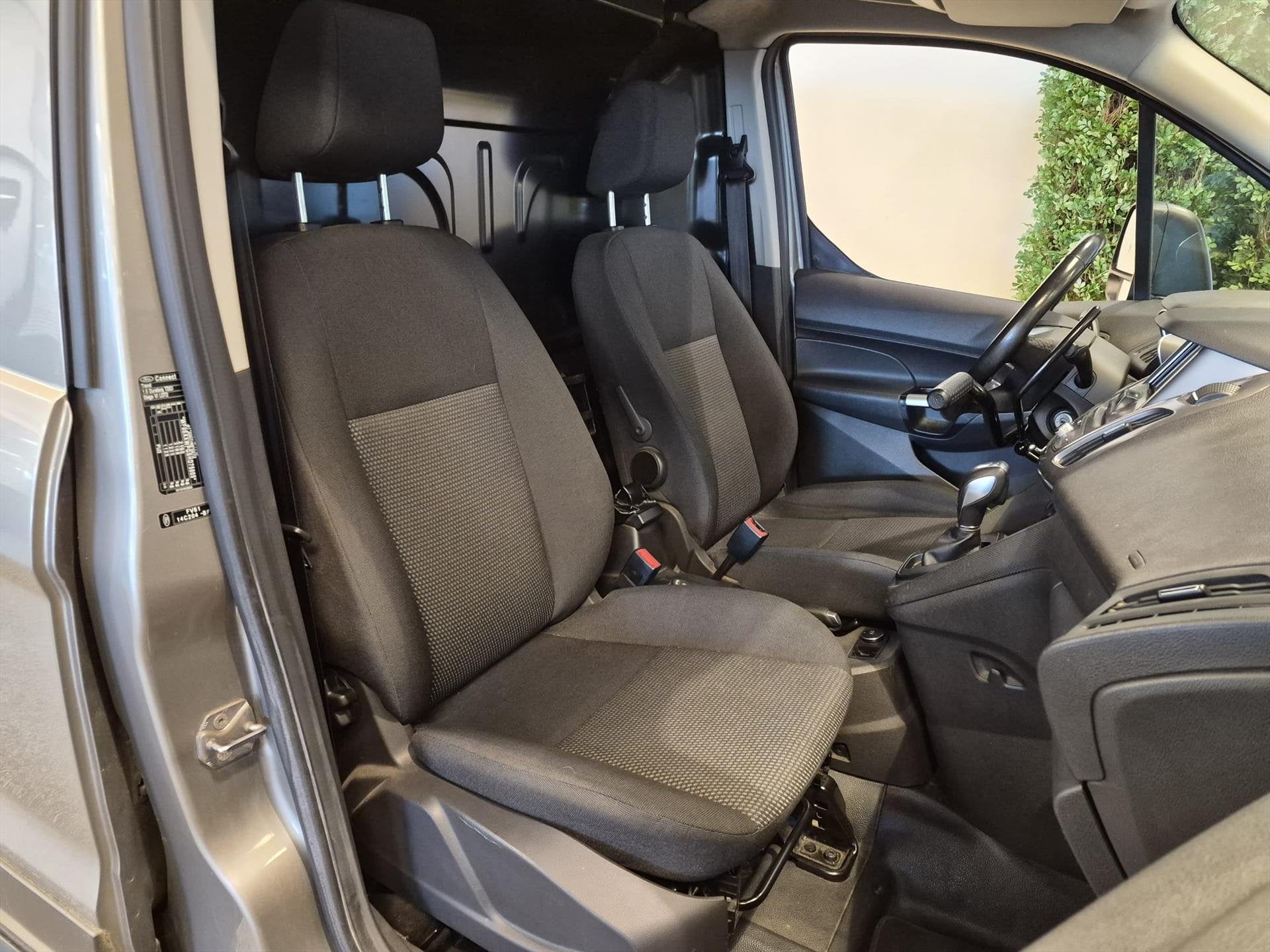 Ford Transit Connect L1 Automaat (MARGE) incl. handbediening, Auto's, Automaat, 12 maanden, Gebruikt, Origineel Nederlands