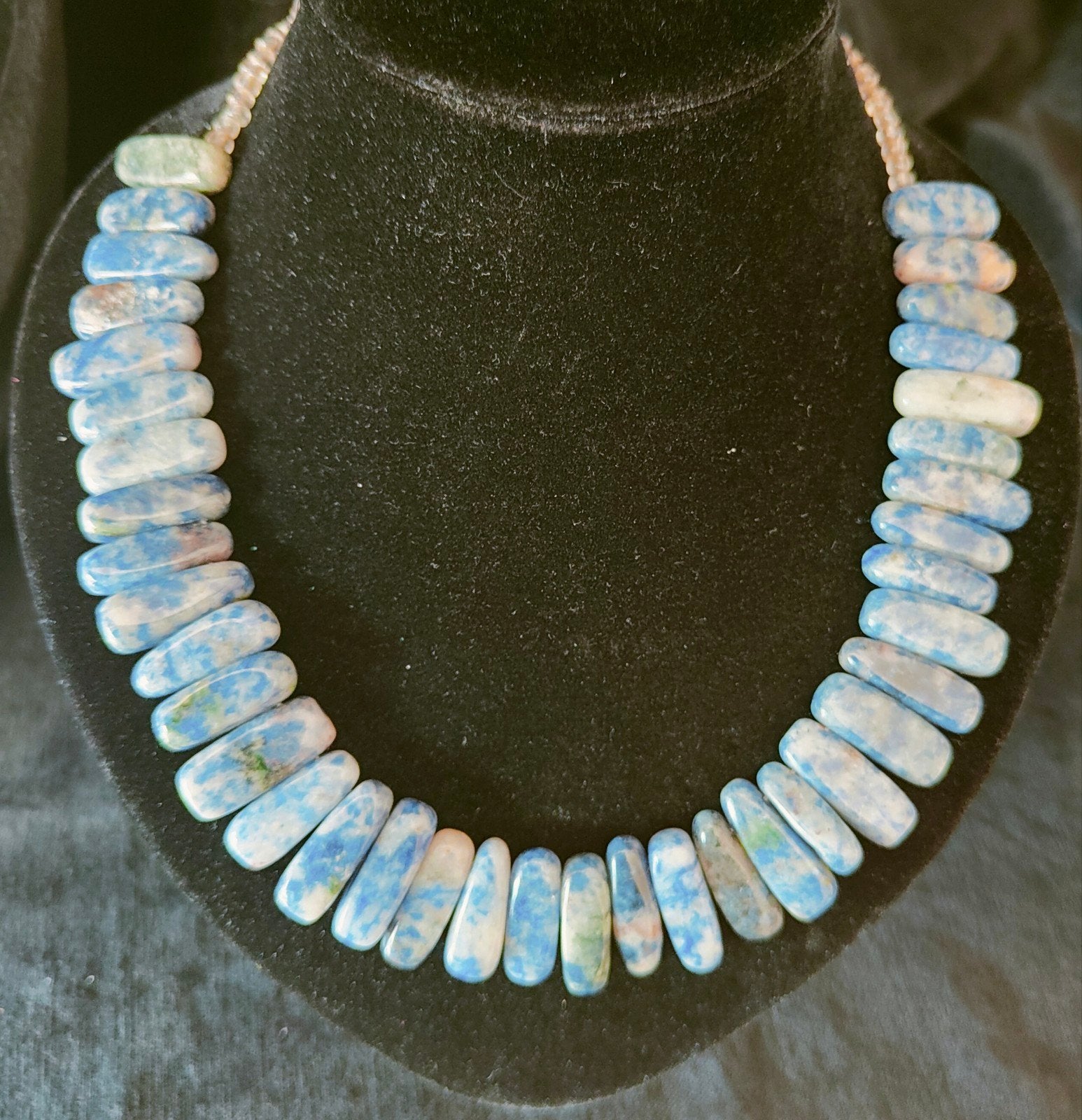 Handgemaakte blauwe edelsteen ketting, Ophalen of Verzenden, Nieuw, Blauw, Steen of Mineraal