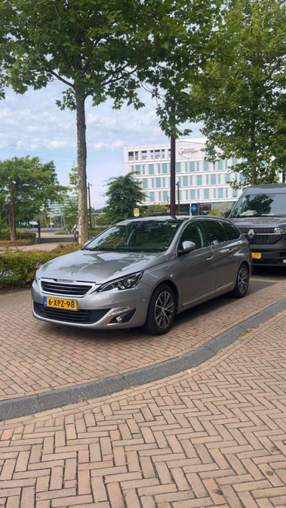 Peugeot 308 1.6 THP 115KW/155PK SW 2014 Grijs, Auto's, Voorwielaandrijving, 49 €/maand, Origineel Nederlands, 19 km/l