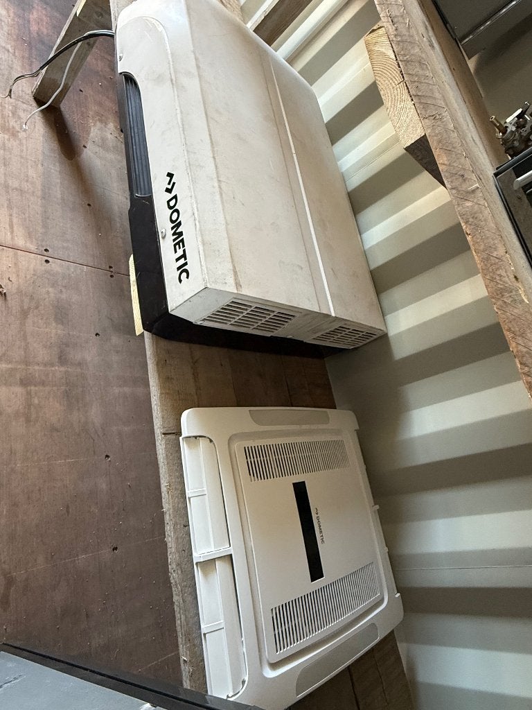 Dometic Freshjet 3000 Bouwjaar 2022 Dak airco camper caravan, Ophalen of Verzenden, Zo goed als nieuw