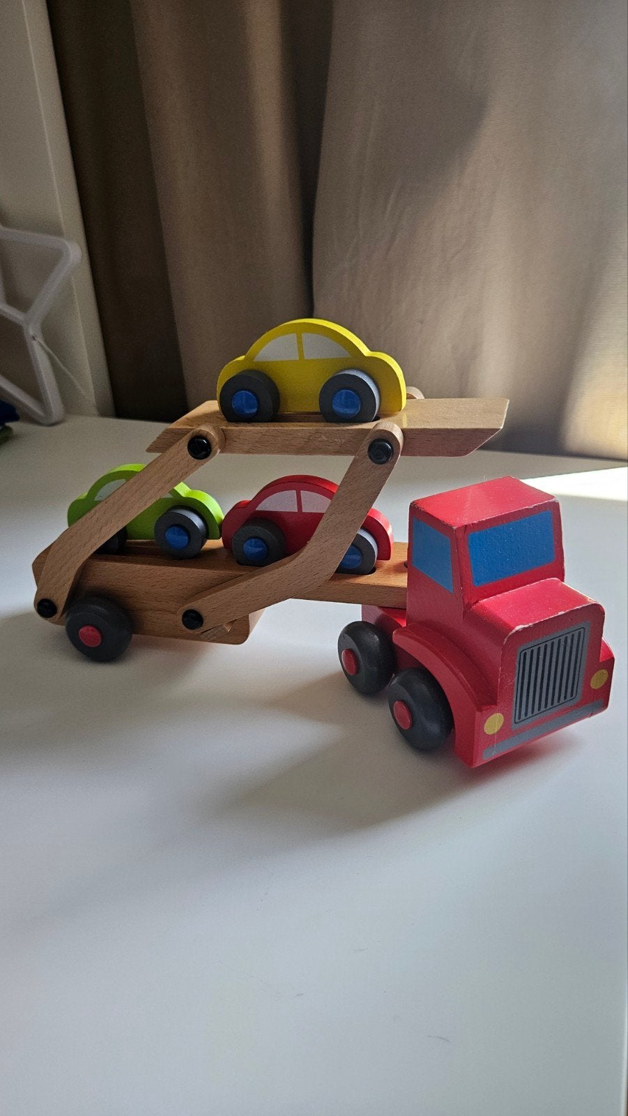 Houten vrachtwagen met oplegger en auto's, Ophalen, Gebruikt