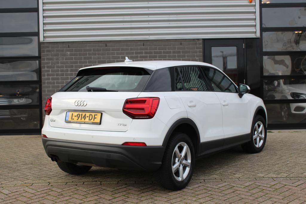 Audi Q2 1.4 TFSI CoD Design Pro Line Plus / Navigatie / LED, Auto's, Audi, Stof, 4 cilinders, Wit, SUV of Terreinwagen