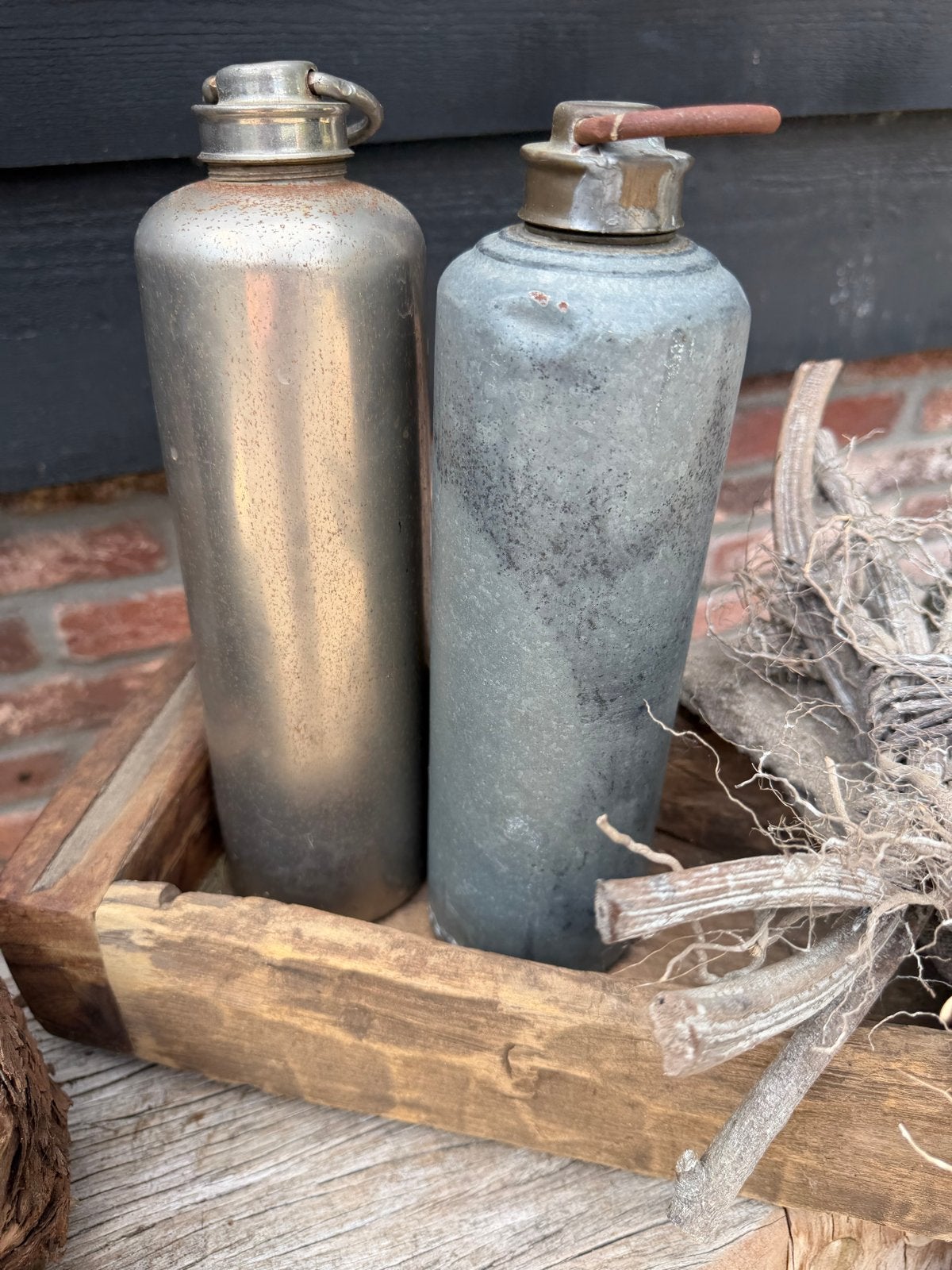 Decoratieve vintage warmwater kruiken ( jaren 60), Ophalen of Verzenden, Metaal, Grijs, Gebruikt