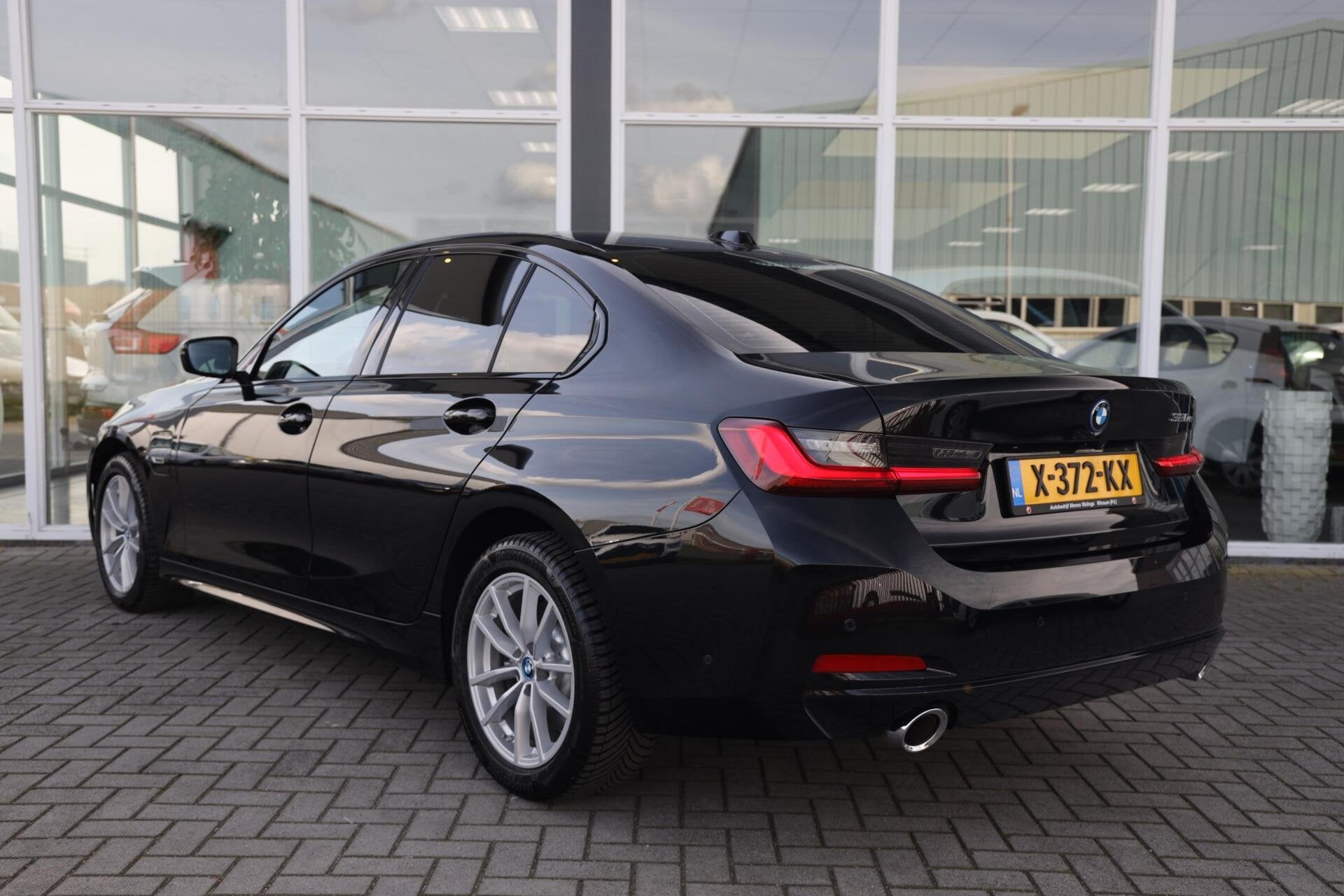 BMW 3-serie 320e|Automaat|Plug in hybride|Camera|Leer|Cruise, Automaat, 1998 cc, Achterwielaandrijving, Gebruikt