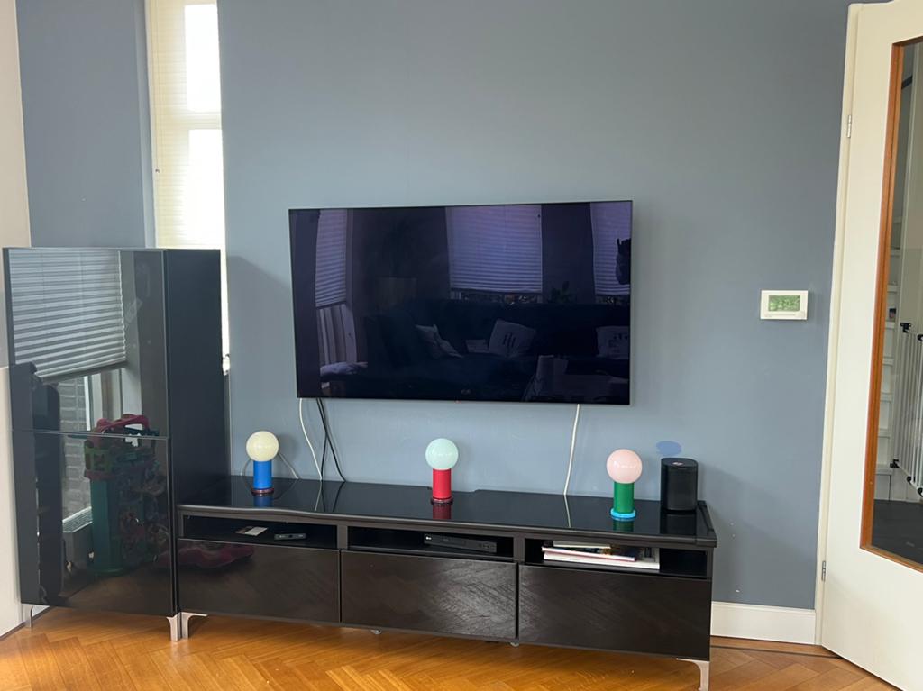 Ikea tv meubel Besta zwartbruin met hoogglans, Ophalen, 100 tot 150 cm, Zo goed als nieuw, 200 cm of meer