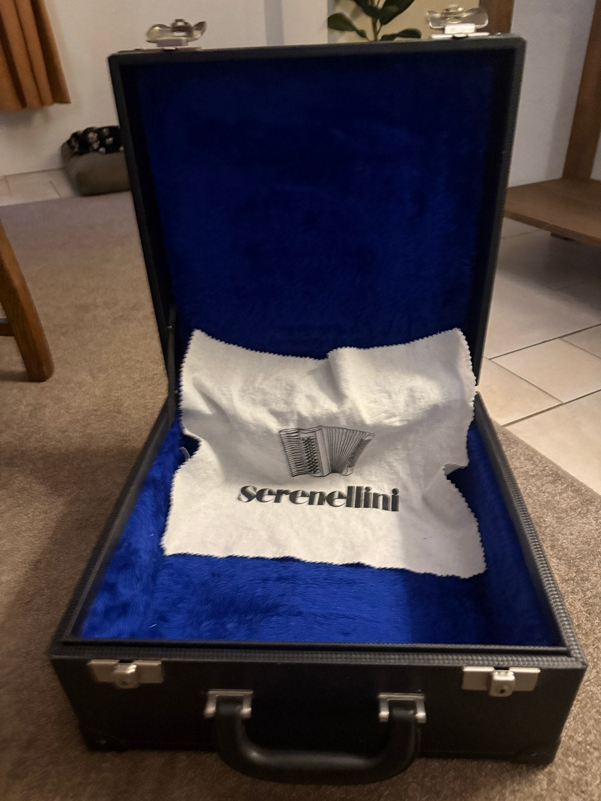 Serenellini minu Trekzak  Zo goed als nieuw, incl bladmuziek, Ophalen, Zo goed als nieuw, Overige merken, Met koffer