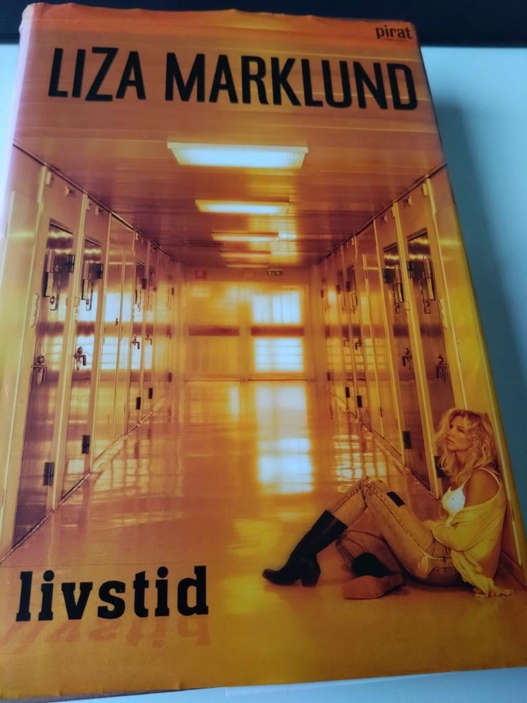 Livstid - Liza Marklund #svenska/zweeds#, Boeken, Detectives, Zo goed als nieuw, Ophalen of Verzenden