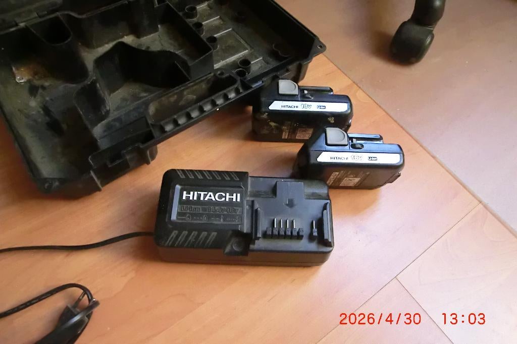 Hitachi Accu's, Doe-het-zelf en Verbouw, Gereedschap | Machine-onderdelen en Toebehoren, Gebruikt, Ophalen of Verzenden