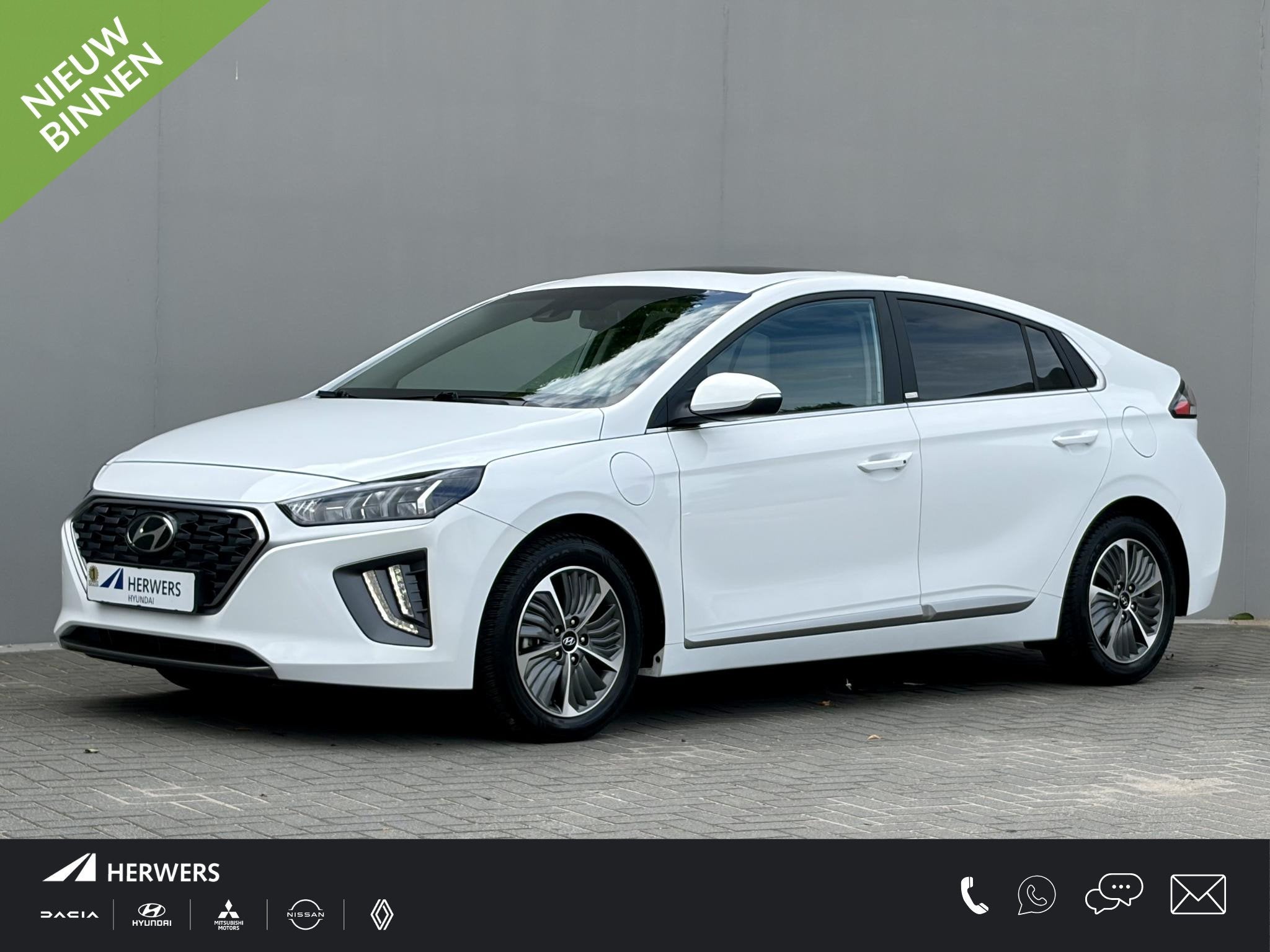 Hyundai IONIQ 1.6 GDi PHEV Premium Sky / Plug-in / Dealer On