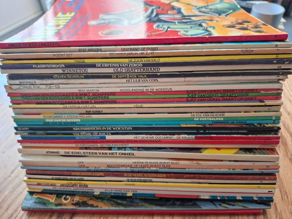 verzameling Oberon Big Balloon strips 36x, ook los te koop, Meerdere stripboeken, Ophalen of Verzenden, Gelezen