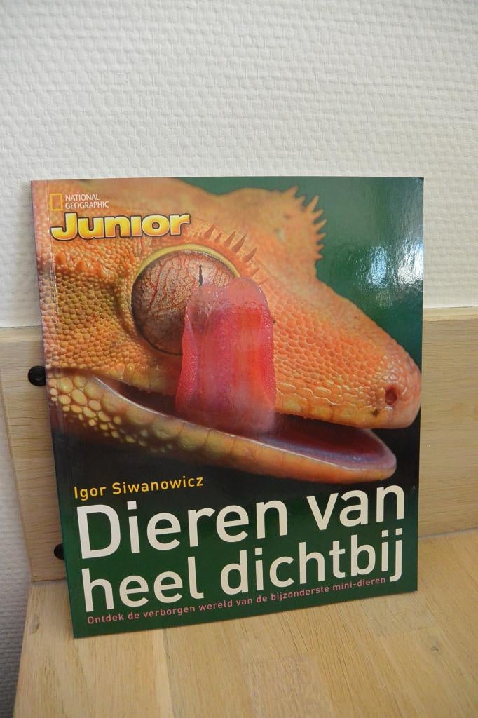National Geographic Junior - Dieren van heel dichtbij, Boeken, Kinderboeken | Jeugd | onder 10 jaar, Ophalen of Verzenden, Zo goed als nieuw