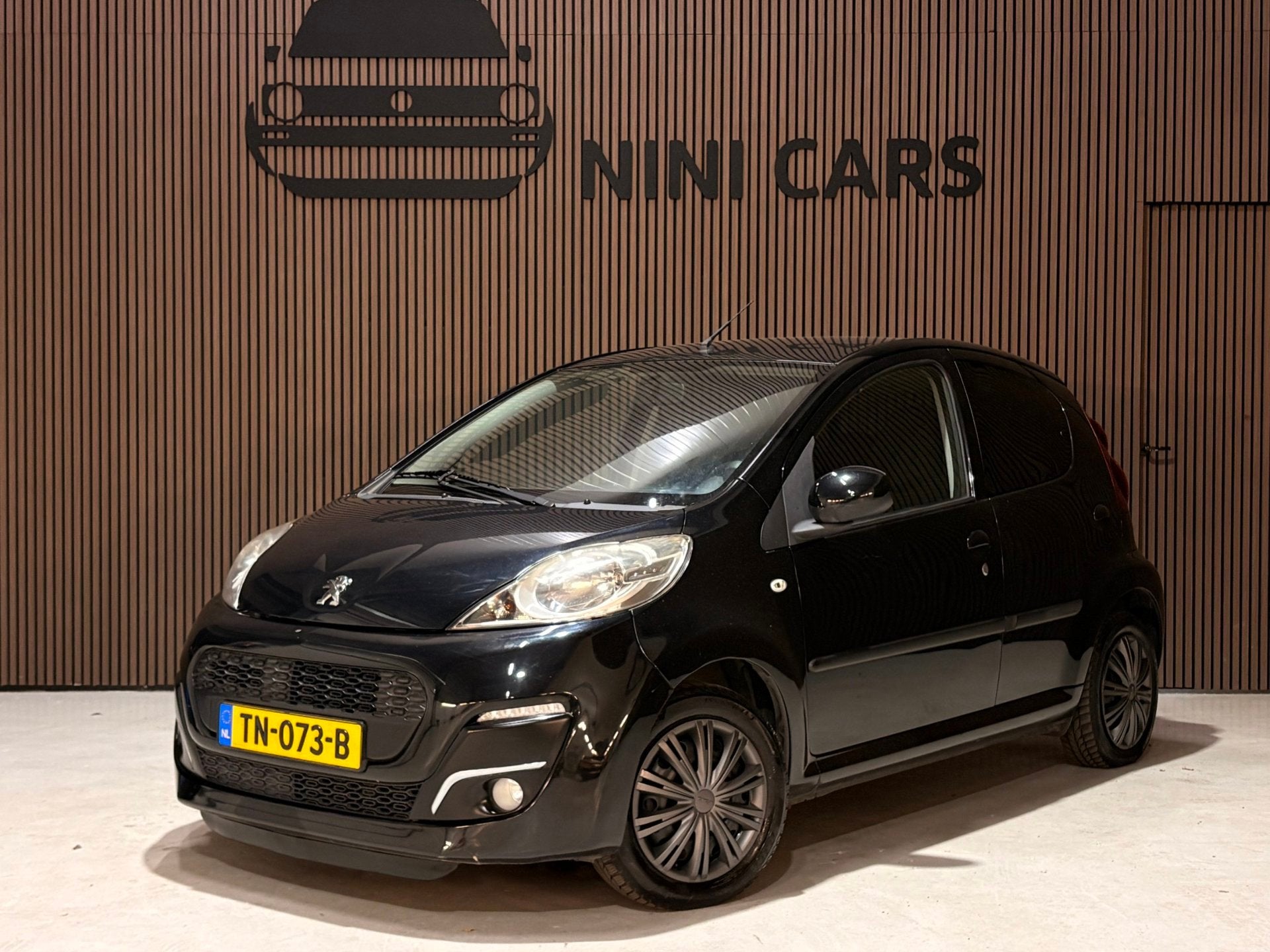 Peugeot 107 1.0 Access Accent, Auto's, Peugeot, Voorwielaandrijving, Euro 5, Stof, Gebruikt