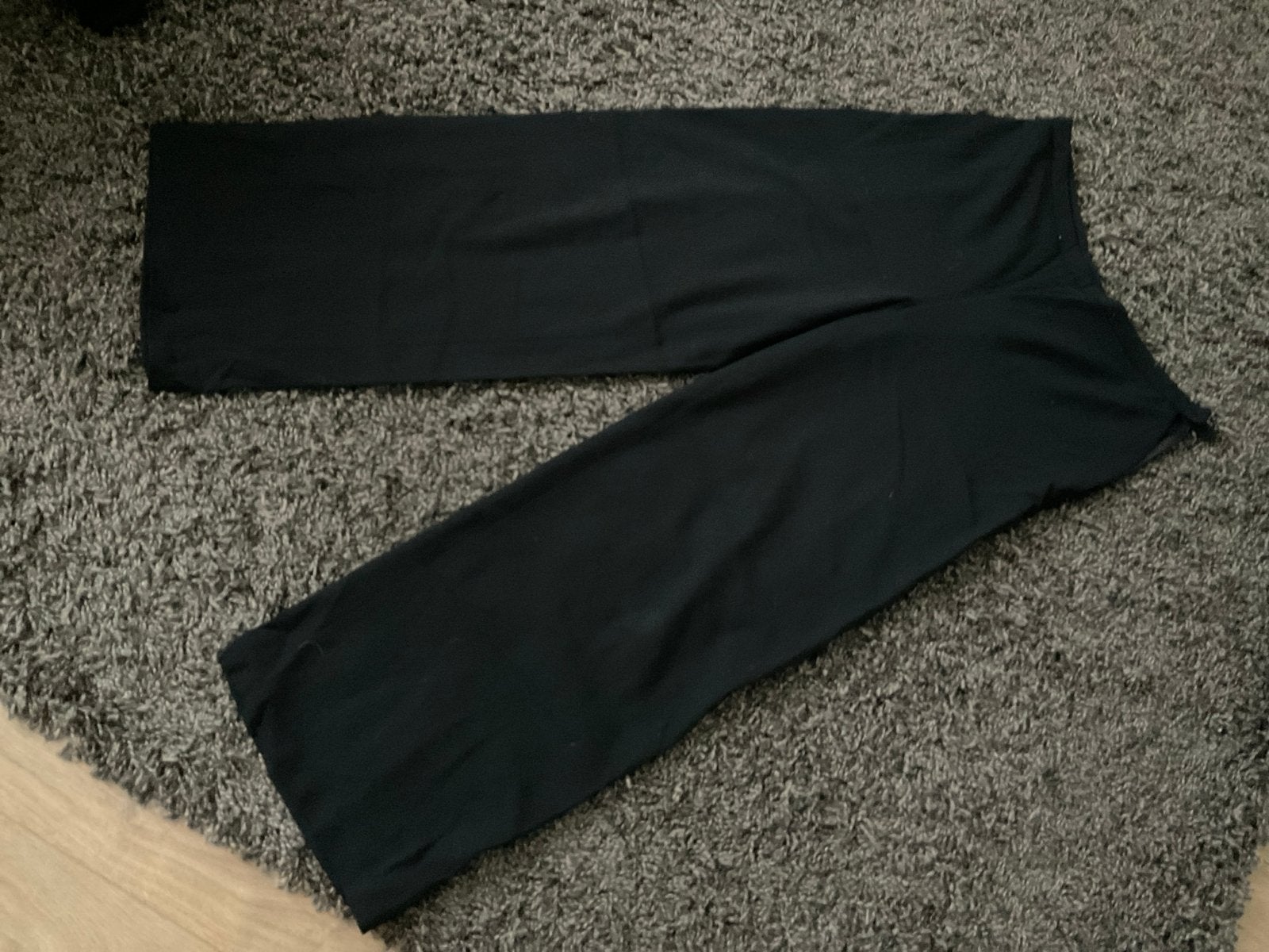 Ischiko zwarte broek, maat 40, met sluiting aan de zijkant, Kleding | Dames, Broeken en Pantalons, Verzenden, Maat 38/40 (M), Zwart