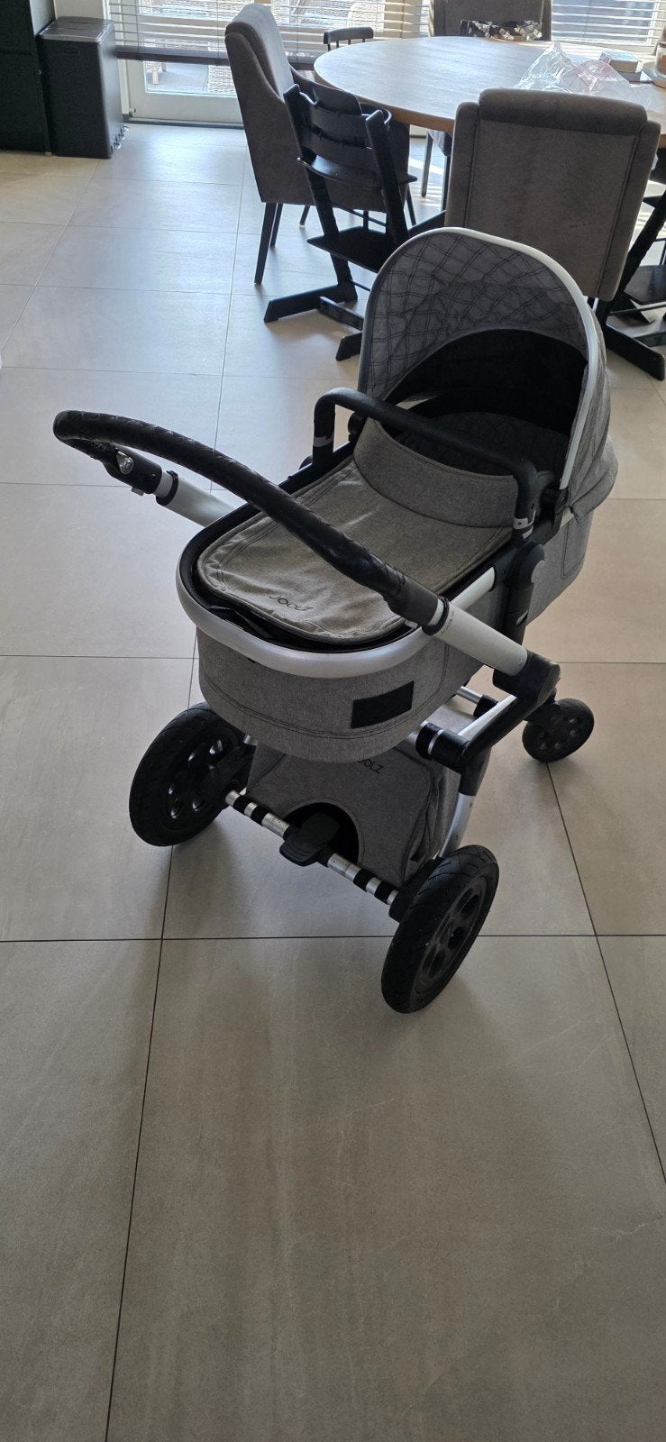 Joolz Day Combiwagen met Reiswieg en Zitje - Grijs, Kinderen en Baby's, Kinderwagens en Combinaties, Gebruikt, Combiwagen, Verstelbare duwstang
