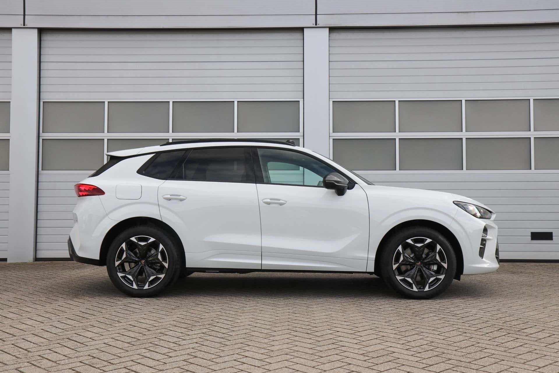 CUPRA Terramar 1.5 TSI 204pk e-Hybrid | Trekhaak | Panoramad, Auto's, 12 maanden, Stof, 4 cilinders, 150 min
