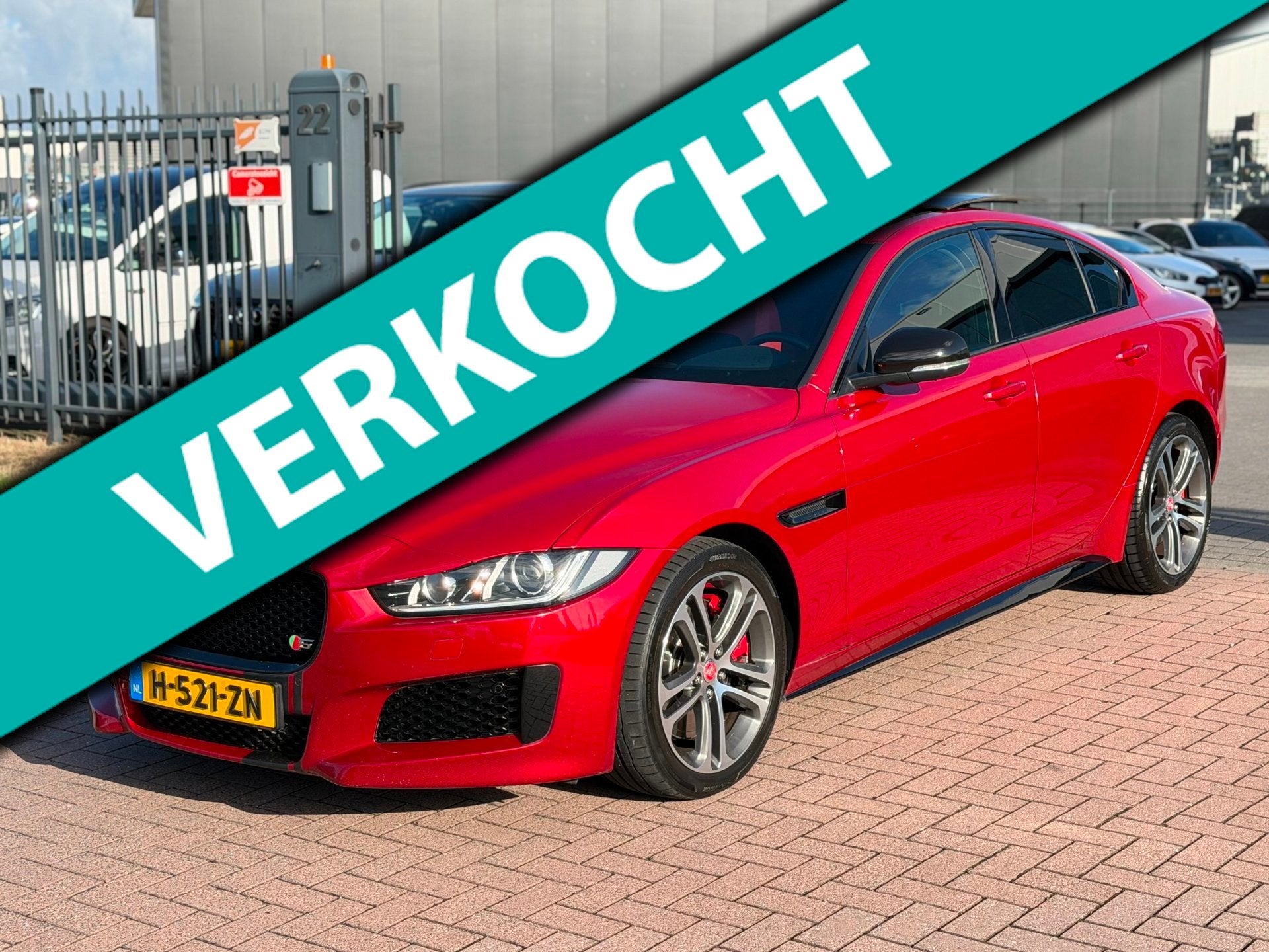 Jaguar XE 3.0 S 340PK V6 Supercharged 2016 Pano, Auto's, Automaat, Dealer onderhouden, Achterwielaandrijving, 2995 cc