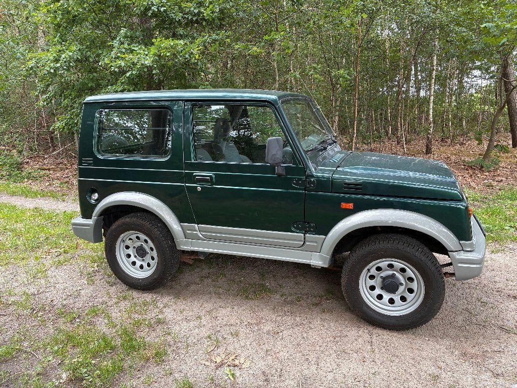 Suzuki Samurai