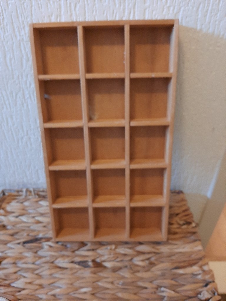 letterbak/grenen vakken kastje, Huis en Inrichting, Gebruikt, Hout, Vintage, 23 cm