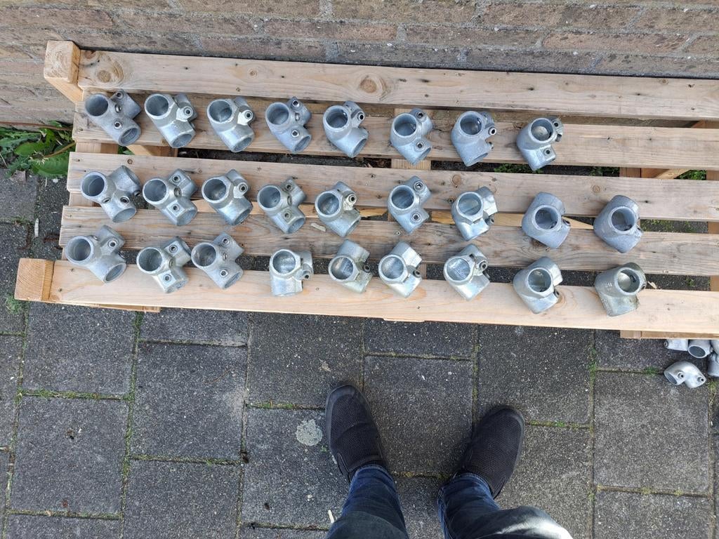 Koppelingen voor steigerbuizen - Diverse maten, Ophalen of Verzenden, Gebruikt, Overige typen