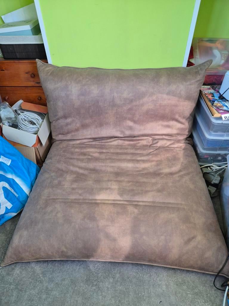 Grote poef/zitzak - comfortabel en ruim, Ophalen, 100 tot 125 cm, 125 cm of meer, Zo goed als nieuw