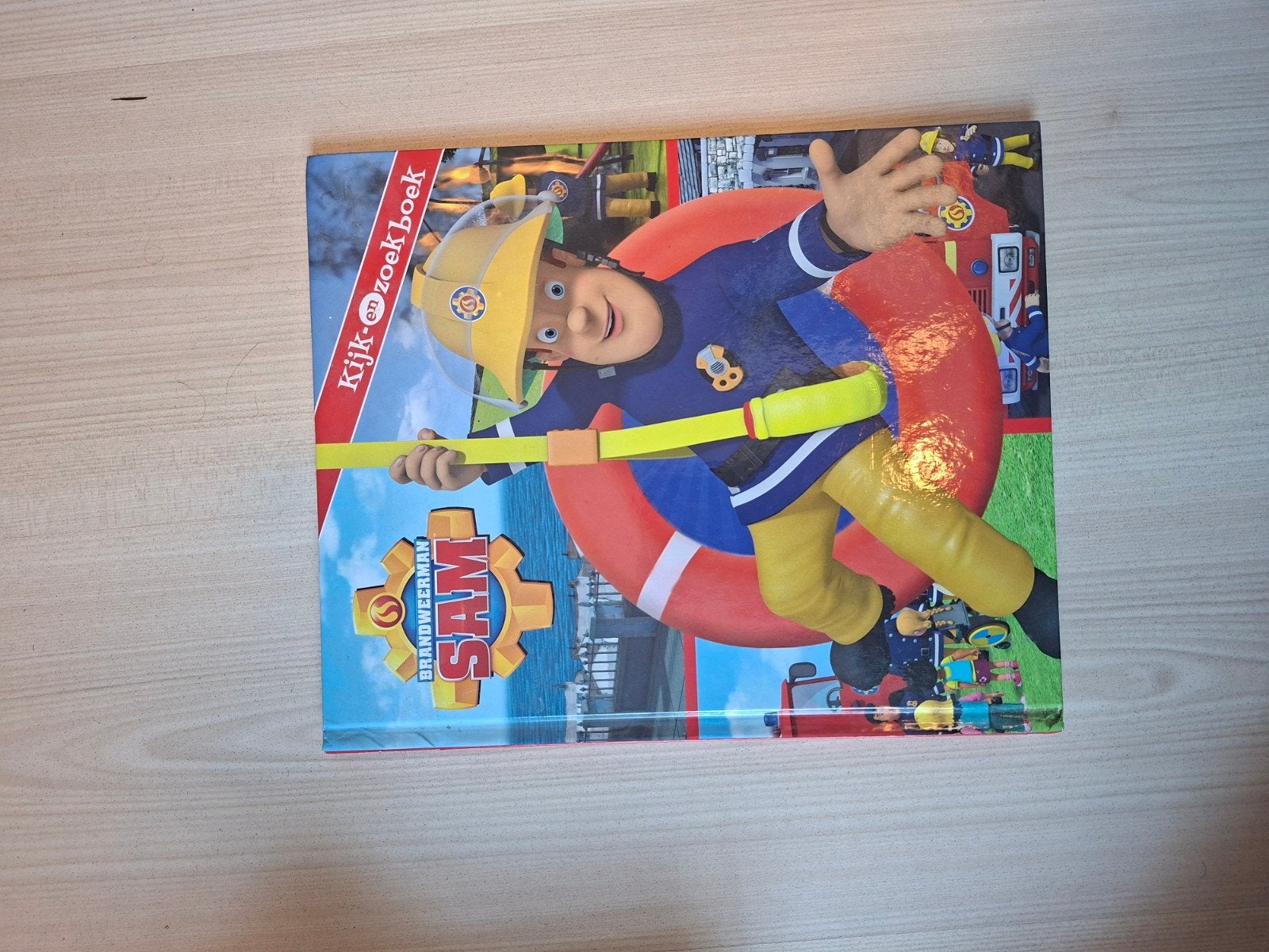 Brandweerman Sam Kijk- en Zoekboek, Ophalen